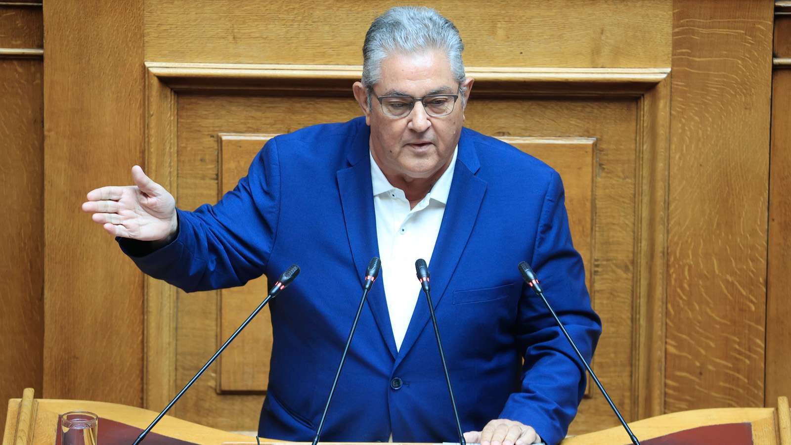 Κουτσούμπας κατά κυβέρνησης: «Δε σας σώζει κανένα επικοινωνιακό παιχνίδι»