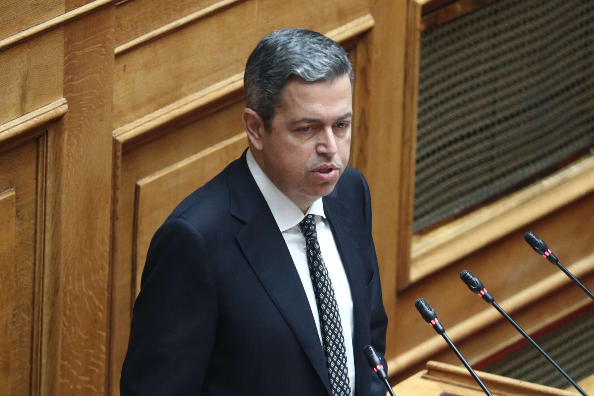 Κεδίκογλου: «Θα πήγαινα στο κόμμα Τσίπρα»