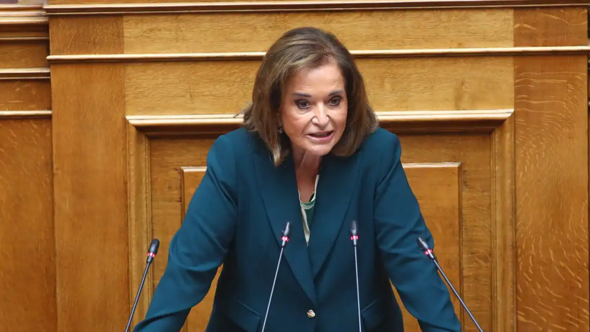 Μπακογιάννη για Λαζαρίδη: «Έπρεπε να διευκολύνει τον πρωθυπουργό και να παραιτηθεί»